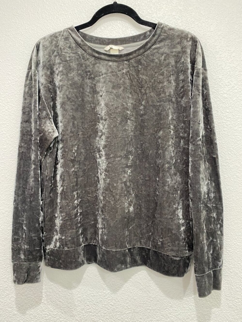 H&M Crushed Velvet Long Sleeve Pullover Grey Small - Picture 2 of 8